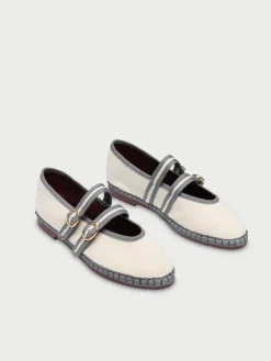 Claire Ice|Flabelus Online