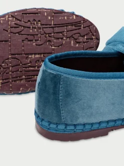 Ginevra Blue|Flabelus Online