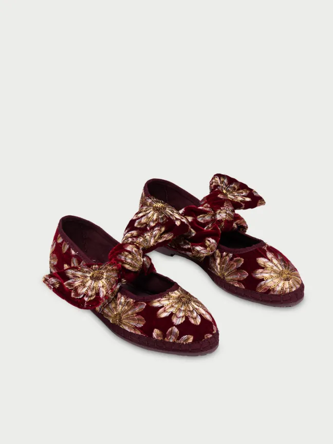 Lyra Petal Burgundy|Flabelus New